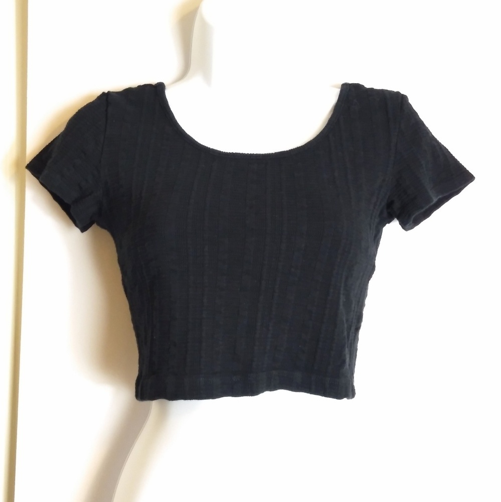 3/$25 forever 21 large black crop top
